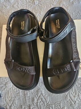 Moncler Women's Black Sandals with Branded Straps